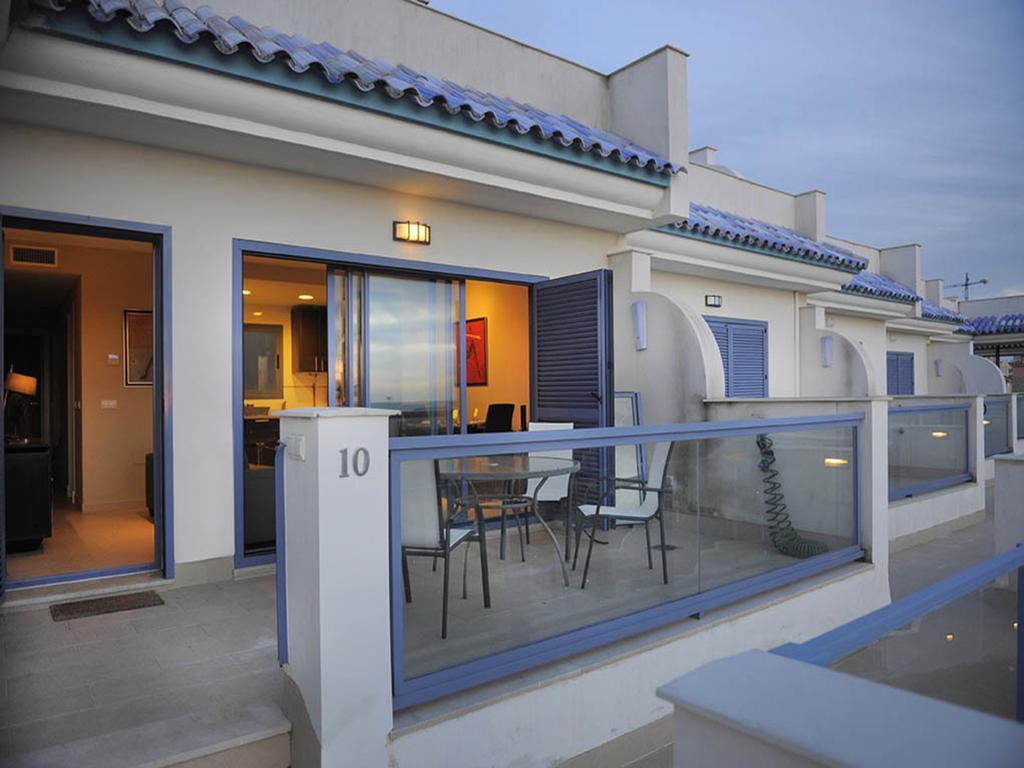 Апартаменты Livingtarifa Apartamento La Isla Экстерьер фото